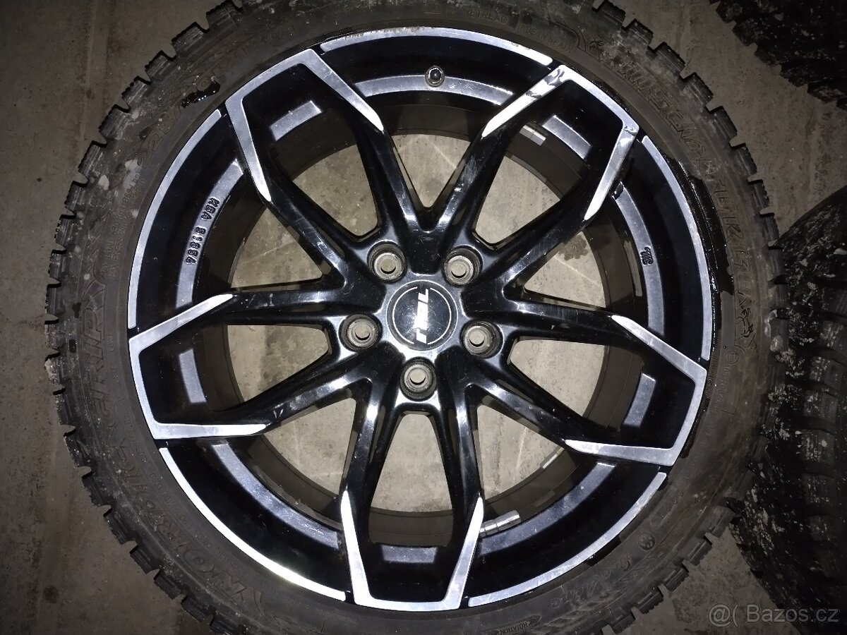 ALU Rial 5x115 8Jx18H2 ET45 zimní 225/40R18 7mm