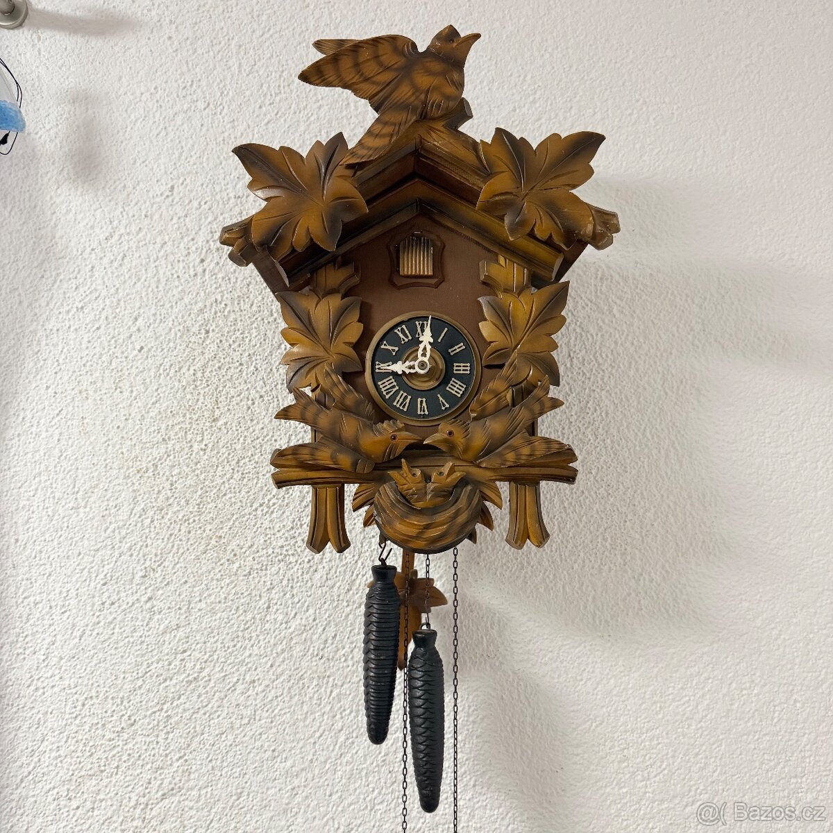 Staré dřevěné unikátní kukačky vyřezávané plně funkční