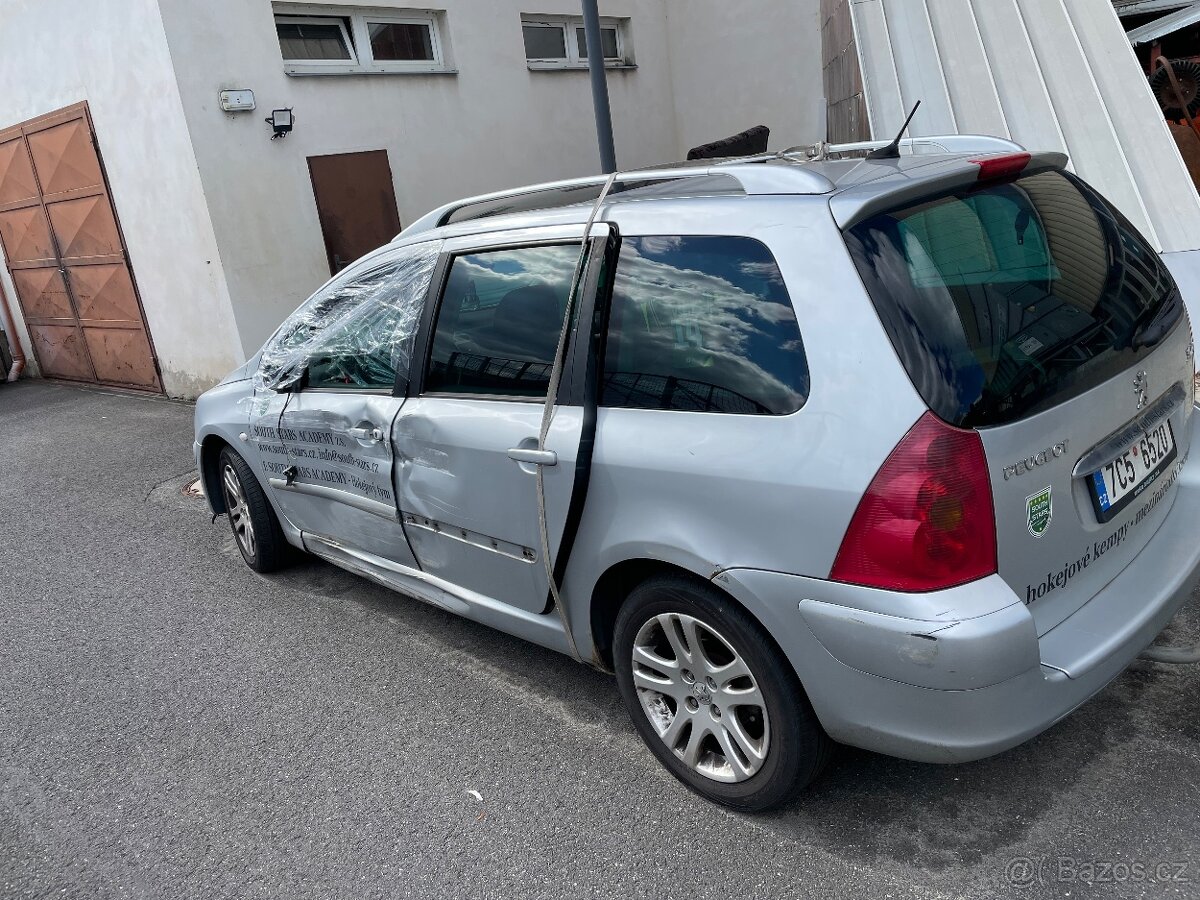 Prodám auto po nehodě