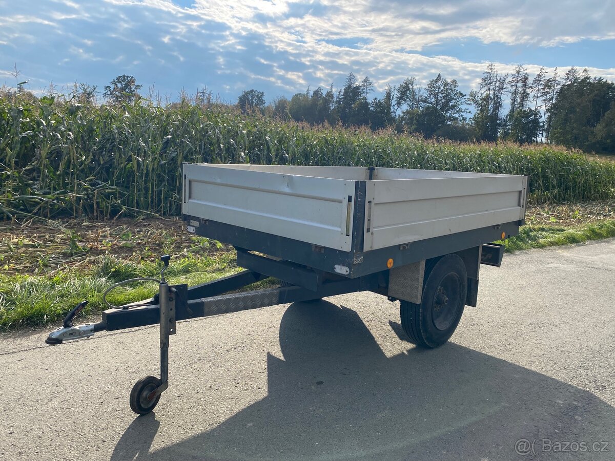 Prodám přívěs kategorie O1 s ložnou plochou 1730 × 2480 mm