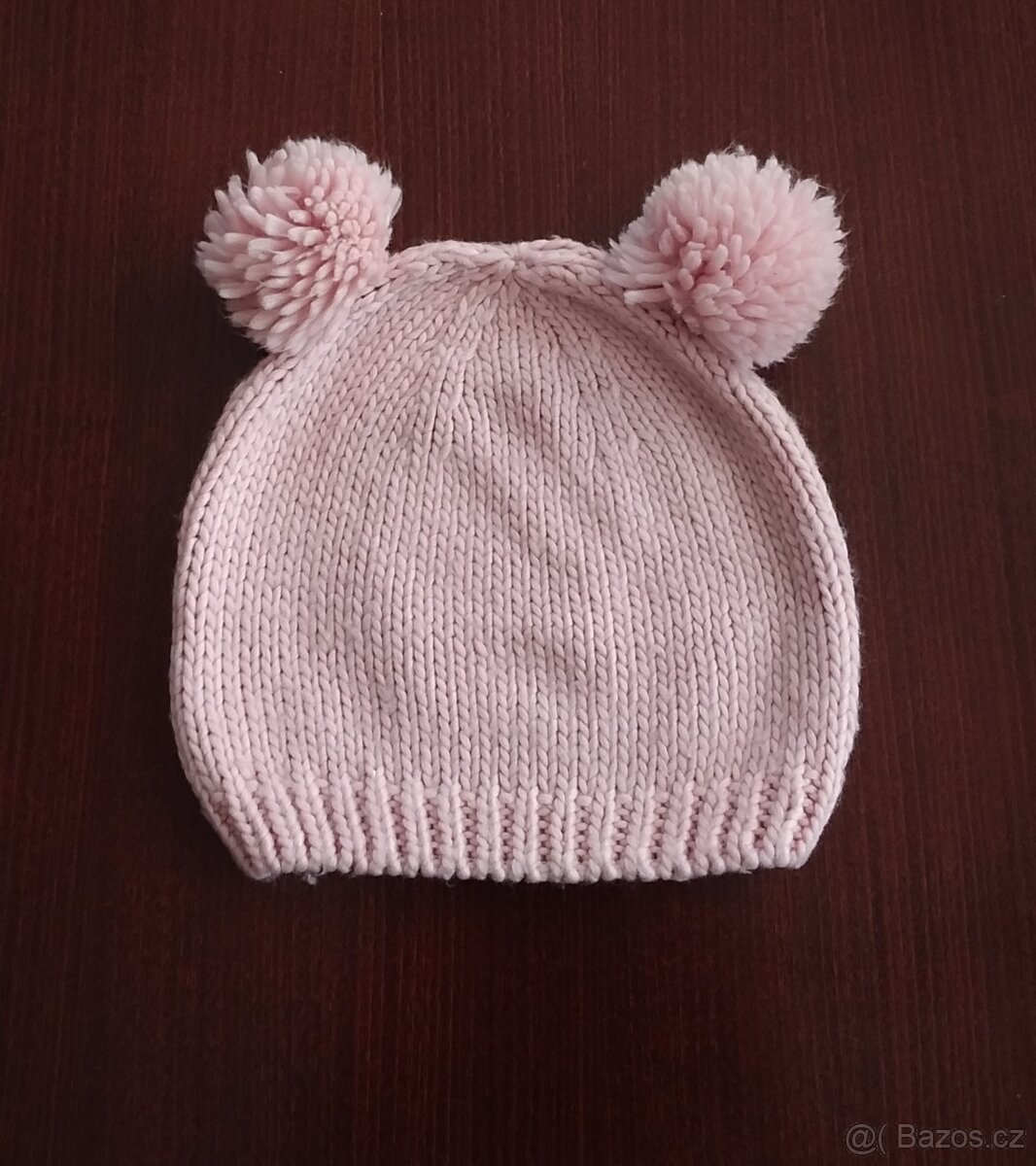 Dívčí čepice  / kulich  s bambulema zn. SIX