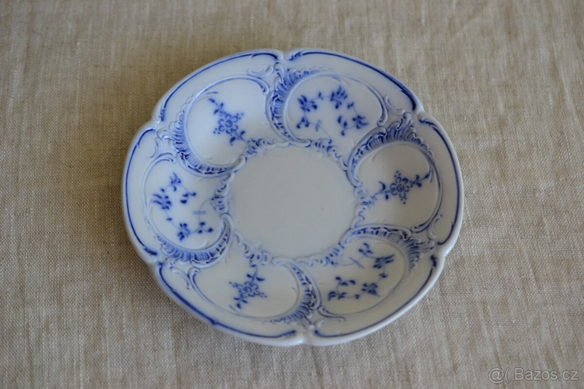 Podšálek starožitný VILLEROY BOSCH