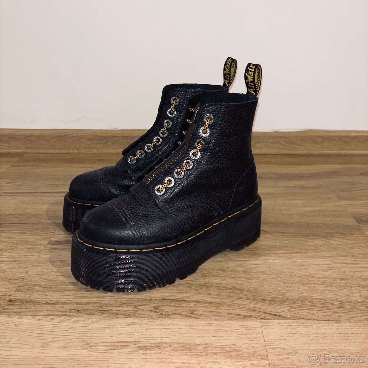 Dr. Martens Sinclair Max vel. 38, černé