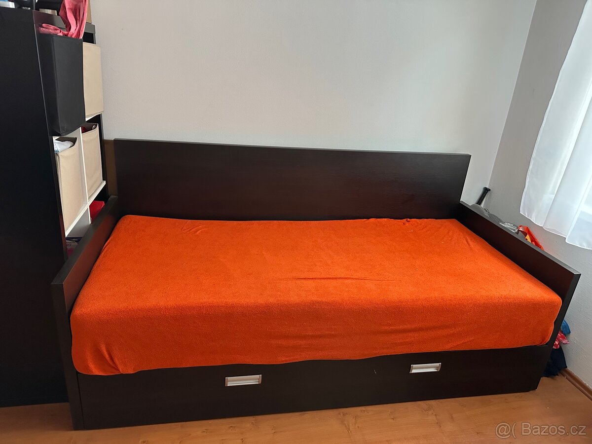 Rozkládací postel s matrací