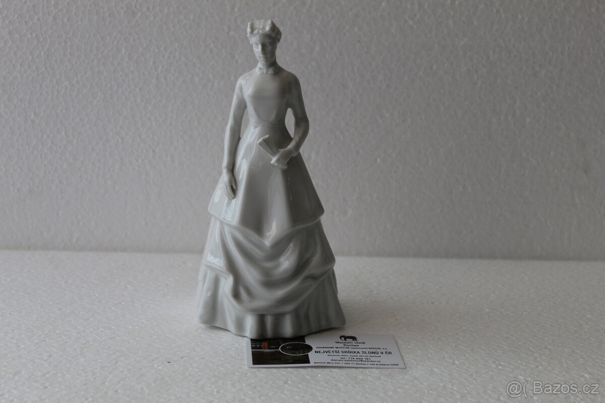 Dáma s vějířem – Royal Dux