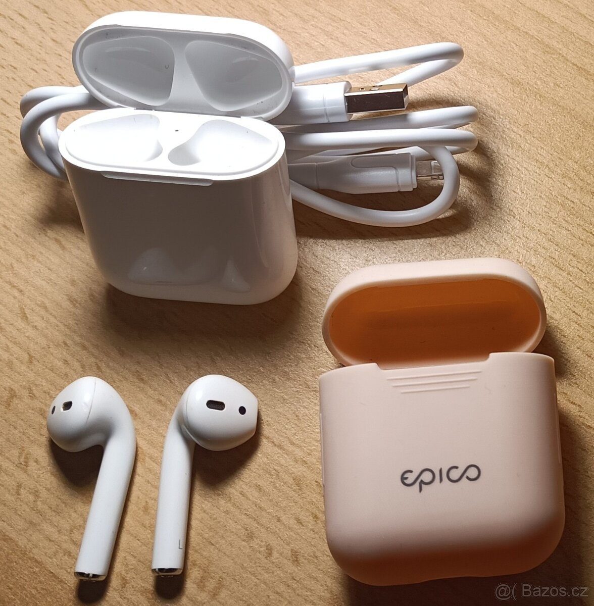 Bluetooth sluchátka Apple AirPods