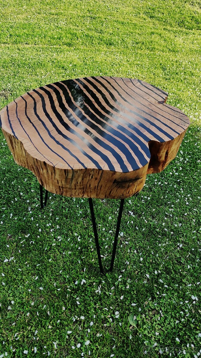 Designový stolek