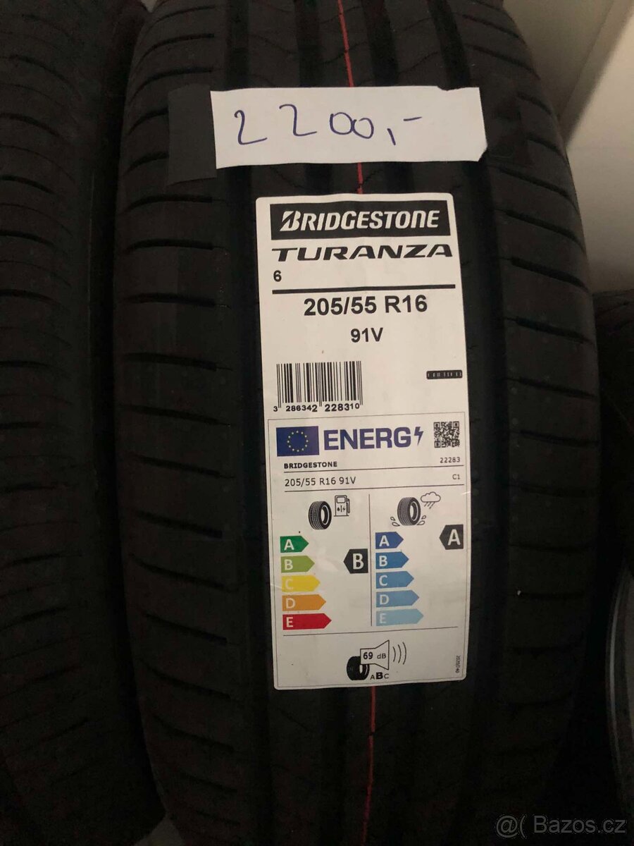 Nové letní pneu 205/55 R16