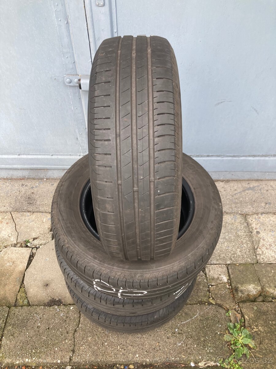 pneu sada letní 195/65 R15