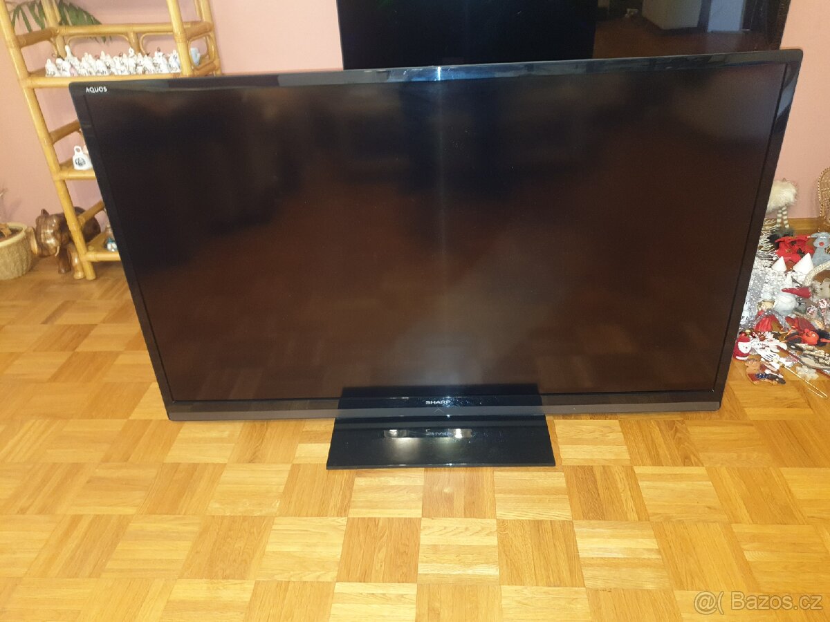 prodám TV Sharp LC-60LE740E