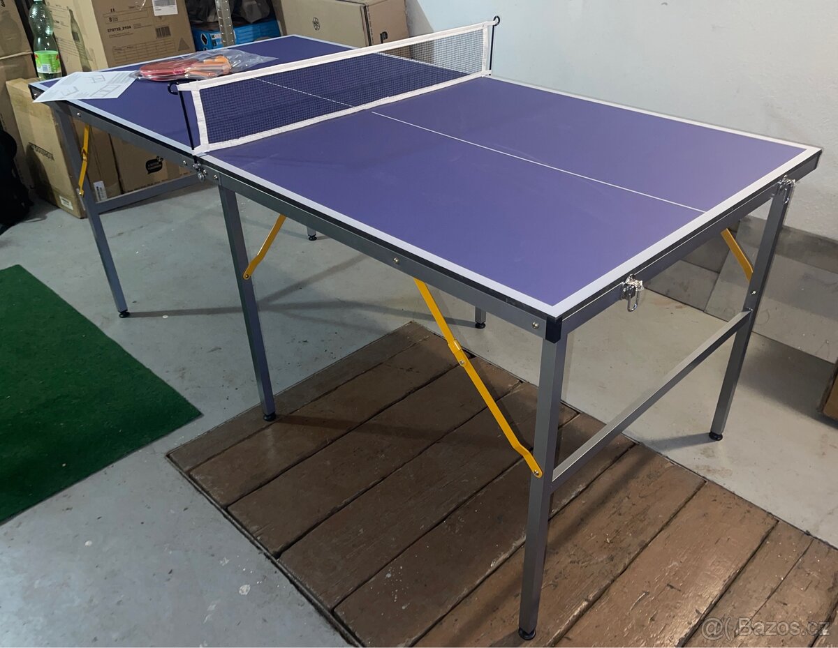 Pinpongový stůl / stůl na stolní tenis