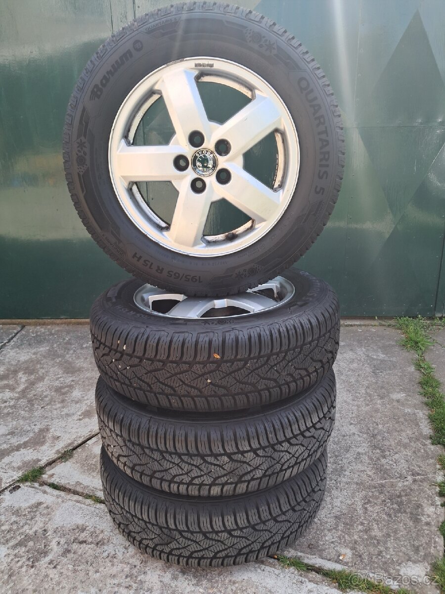 Celoroční pneu s alu kolama 195/65/R15
