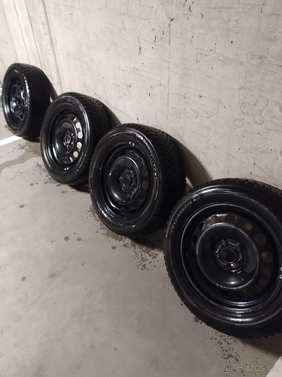 Zimní kola 4x 205/55 R16 Škoda Scala (disky+pneu)