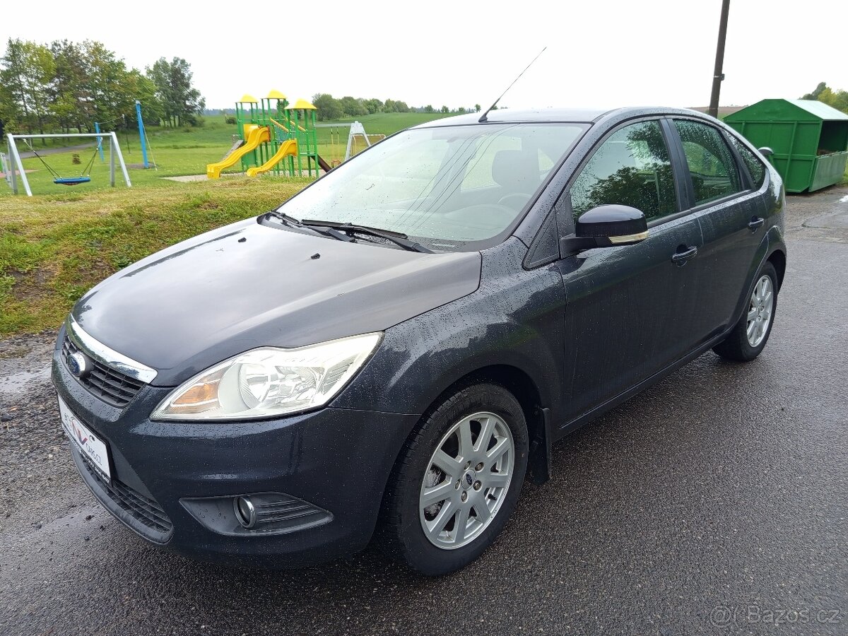 Ford Focus 1.6i 74kw Facelift Nová STK