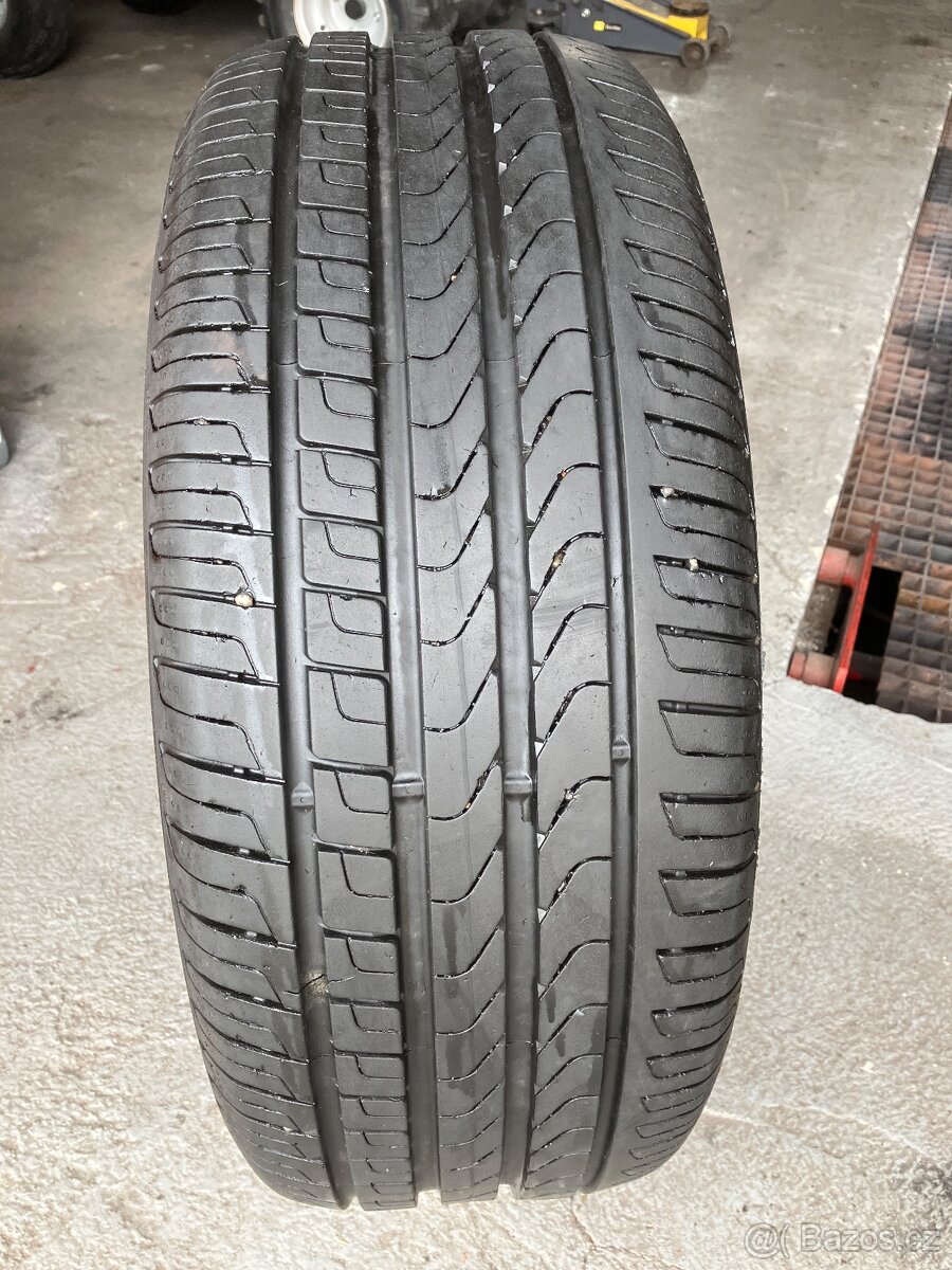 Pneu 235/50/19