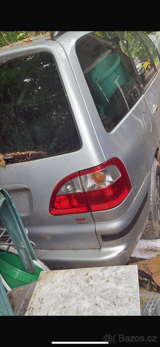 Ford galaxy 2