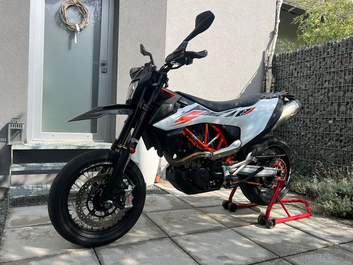 KTM 690 SMC R 2019 nová v ČR