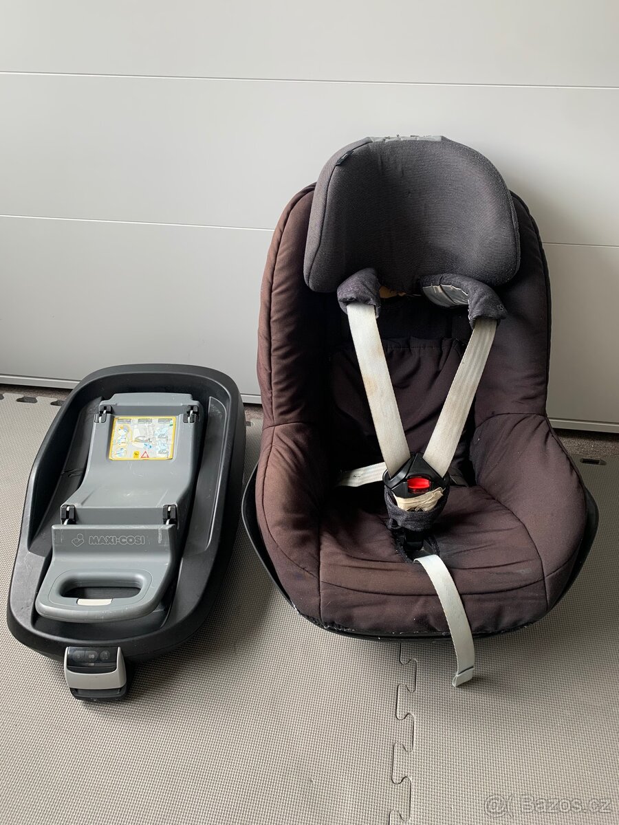 Základna Familyfix maxicosi + autosedačka Pearl 9-18kg