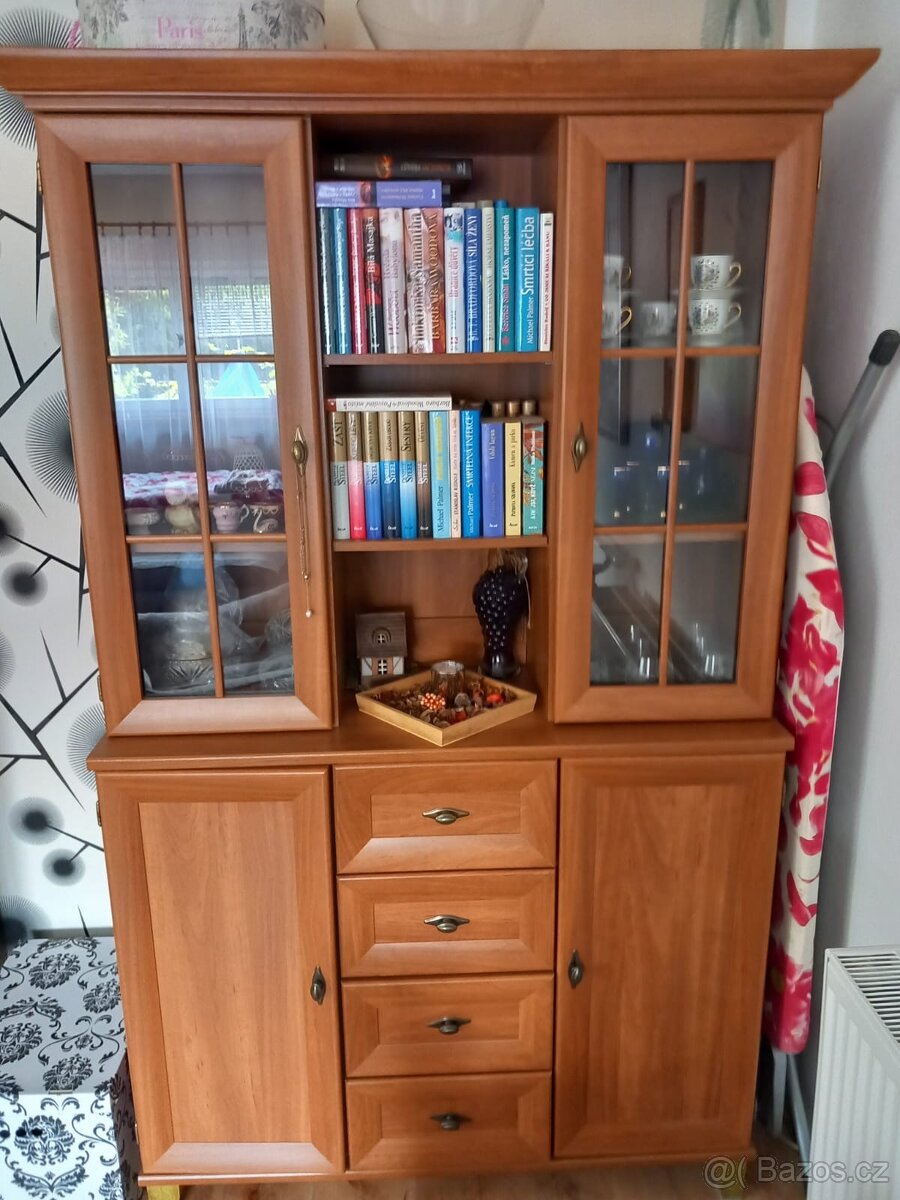 Prodam nabytek ve velmi dobrem stavu