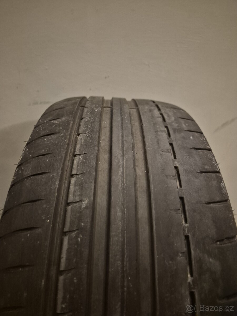 Good Year Eagle F1 225/40 R18