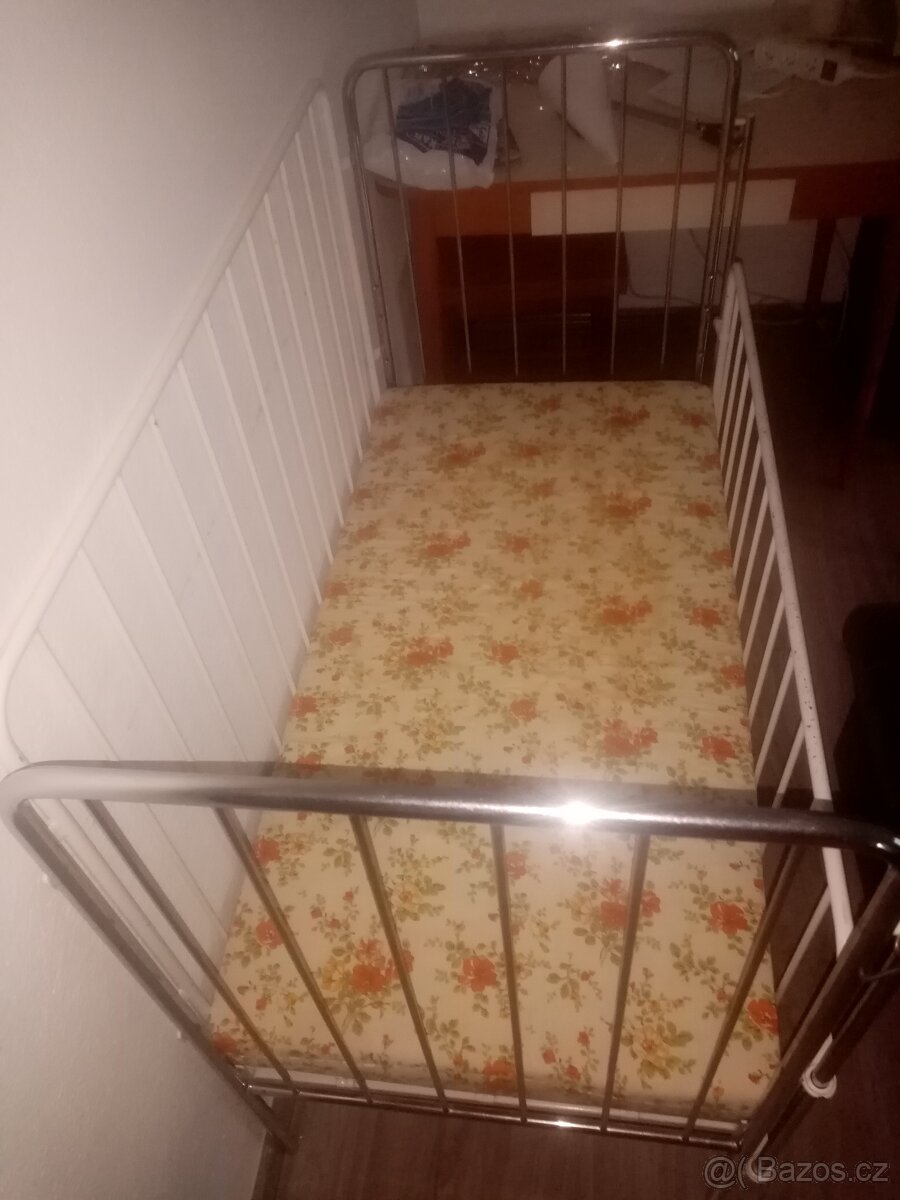Dětská postýlka