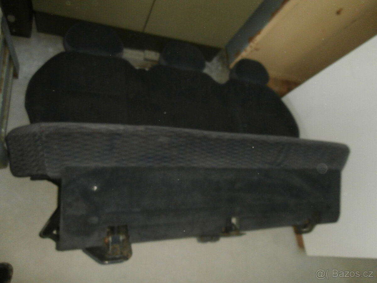FORD Transit mikrobus rok 1992 trojsedák za 2.000 kč