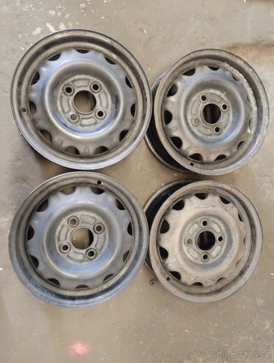 Subaru Justy KAD disky R13