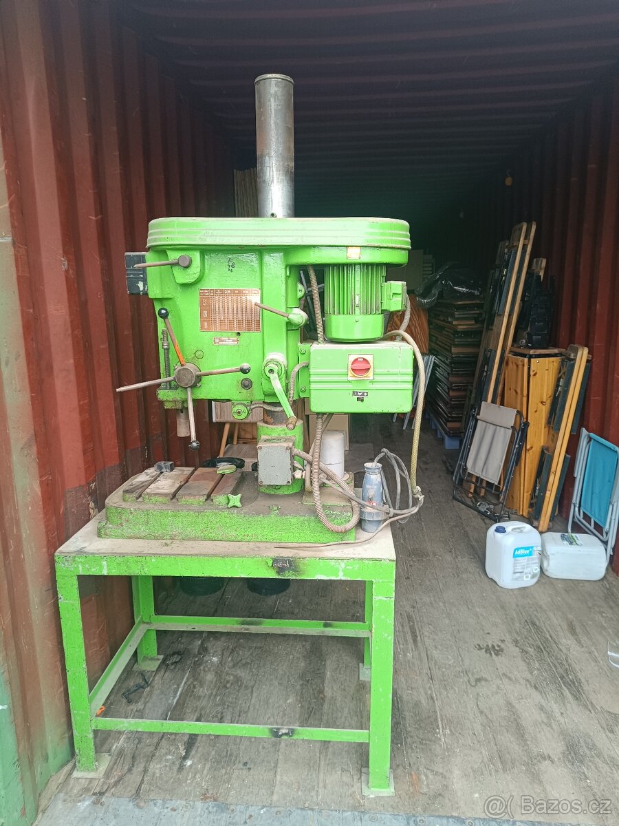 Sloupová vrtačka V20