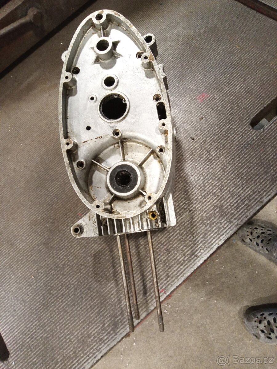 Jawa - 550,555