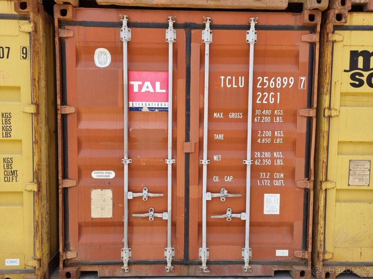 Námořní kontejner 20DC – solidní stav, připraven k použití