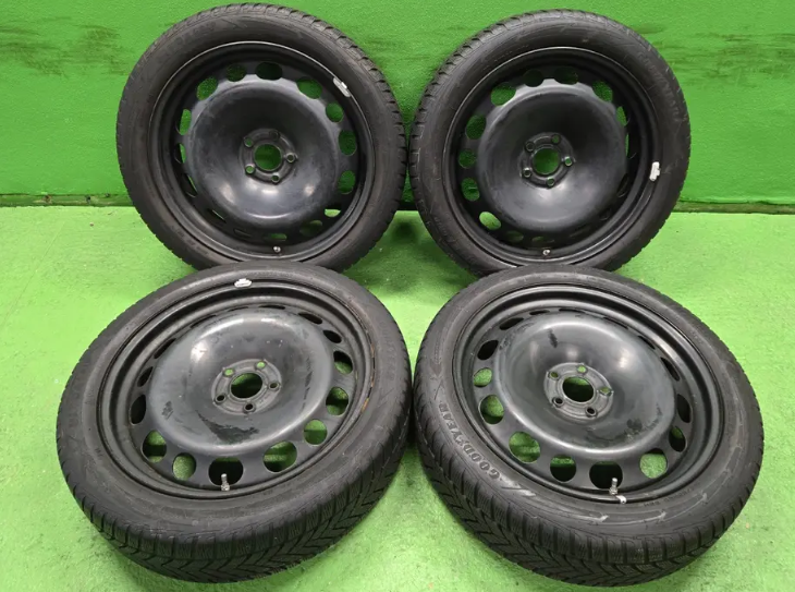 20 RENAULT SCENIC ET33 5X114.3 195/55 R20 GOODYEAR