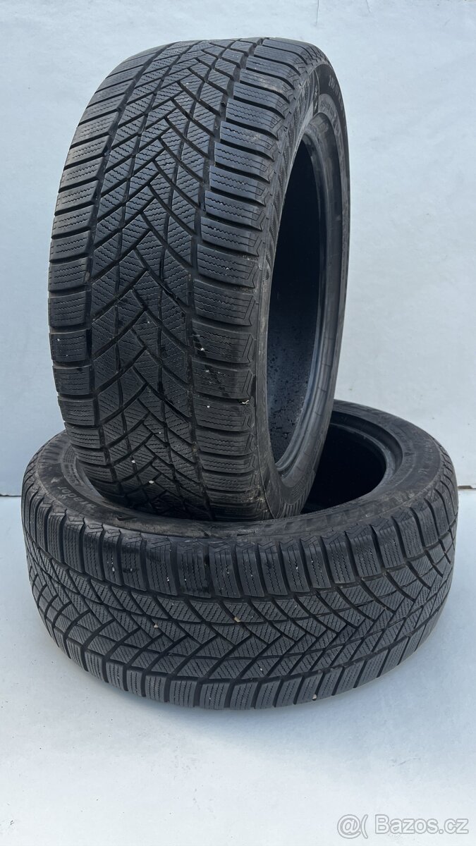 2x - zimní pneu - 245/45 R18 100V - MATADOR - 7mm