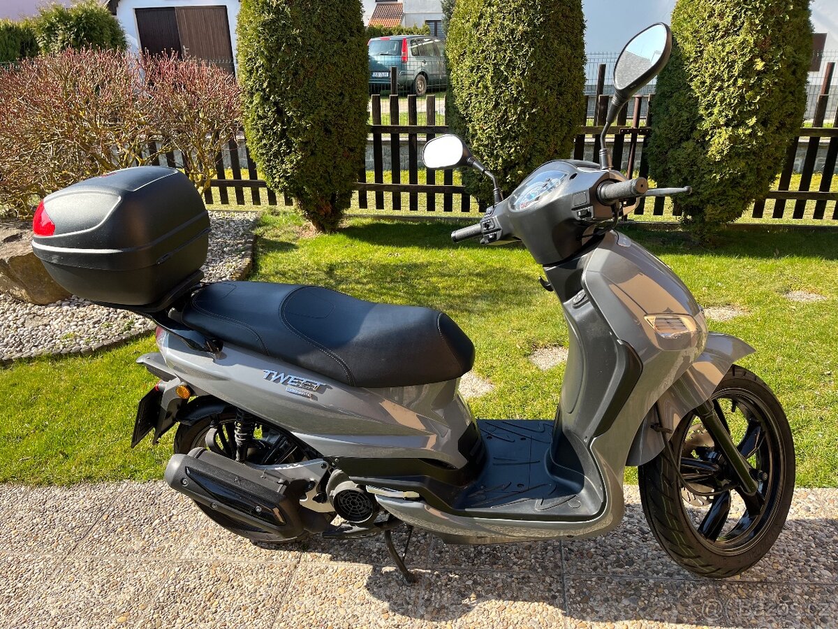 Peugeot Tweet 125