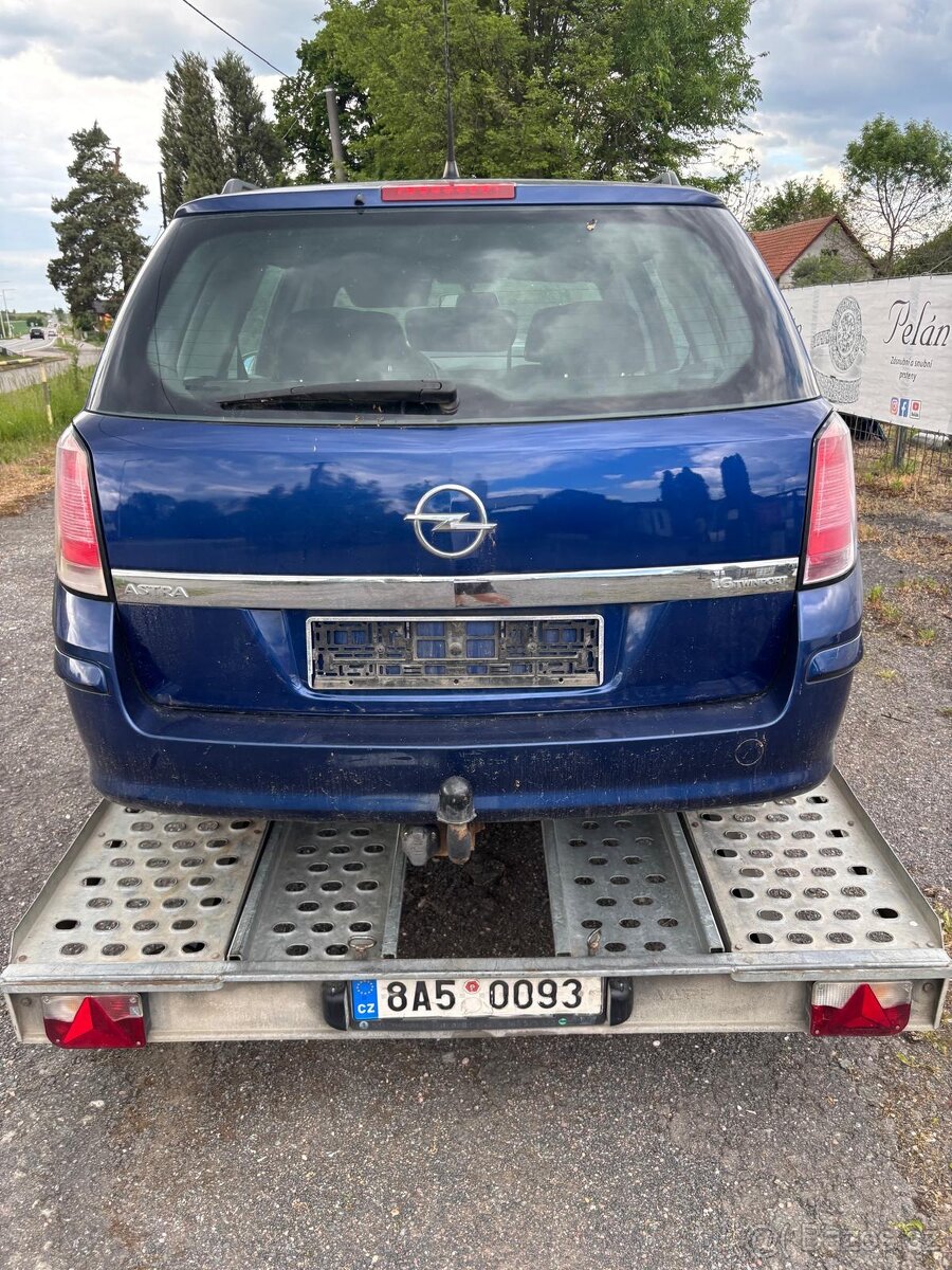 OPEL ASTRA CARAVAN 1,6 16V - nahradní díly