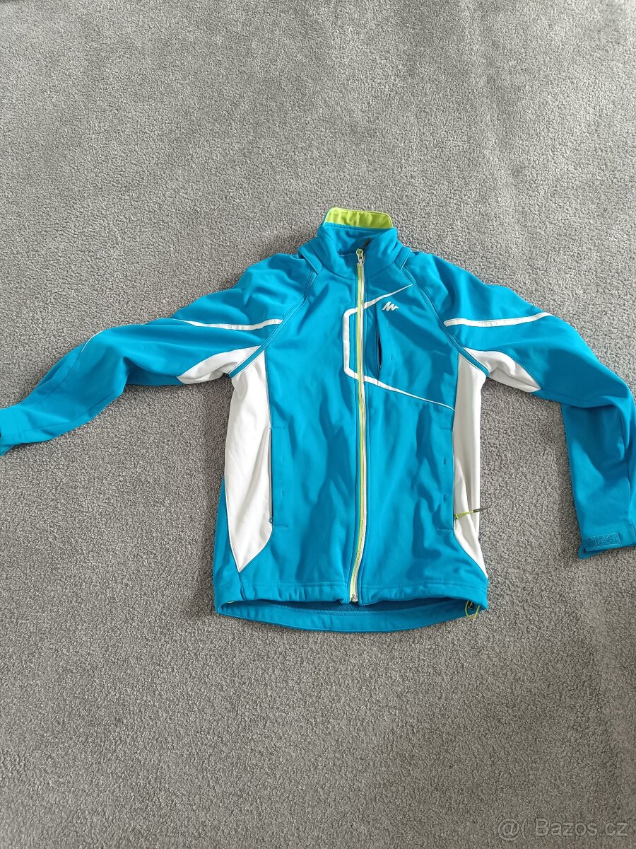 Softshelová bunda Decathlon