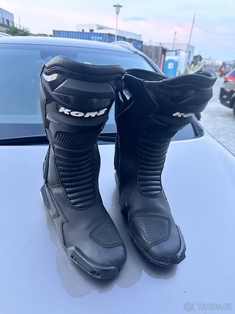 Moto boty Kore vel. 44