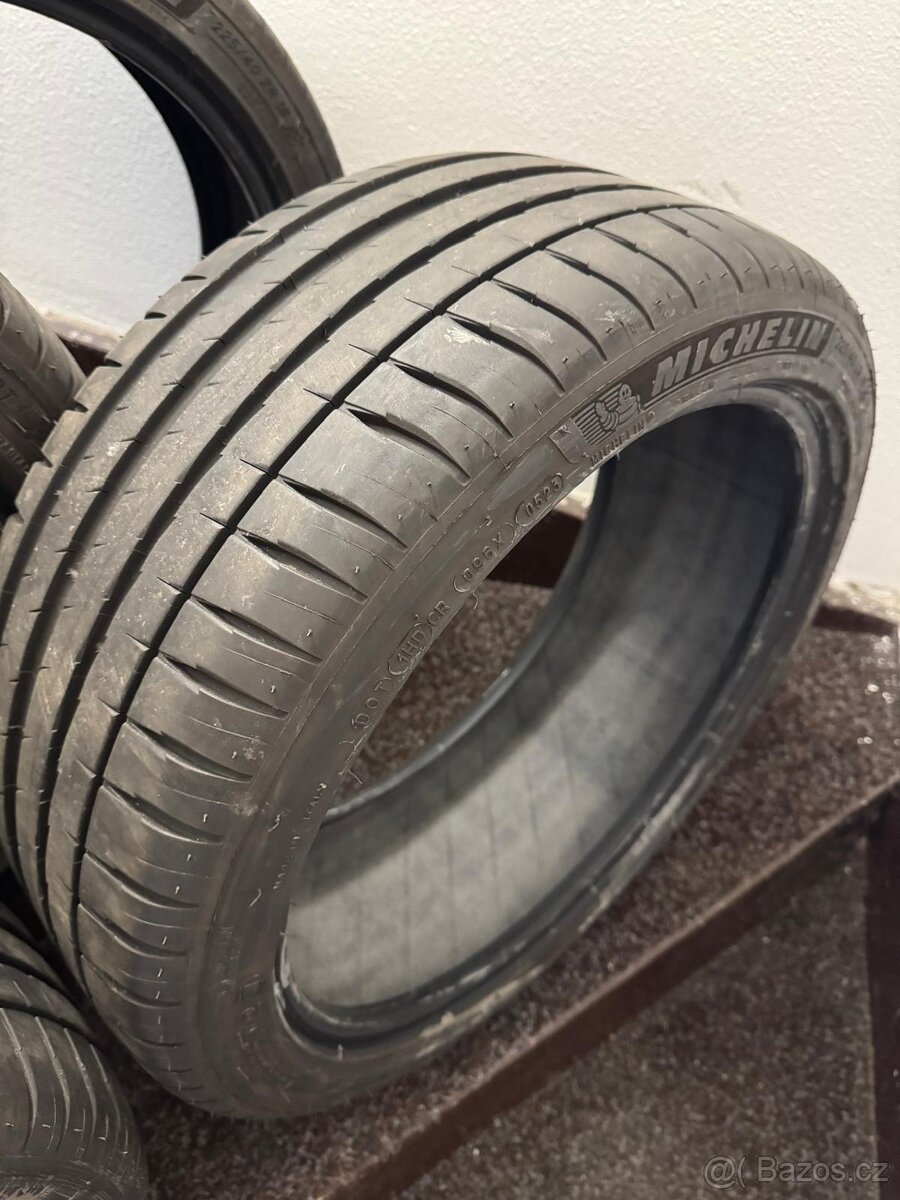 Letní pneumatiky 4x Michelin Pilot Sport4 225/40/18
