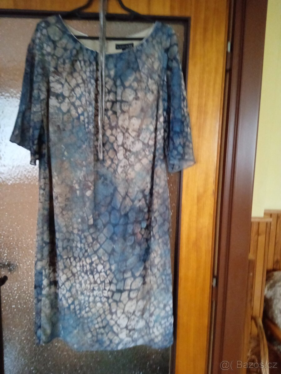 šaty