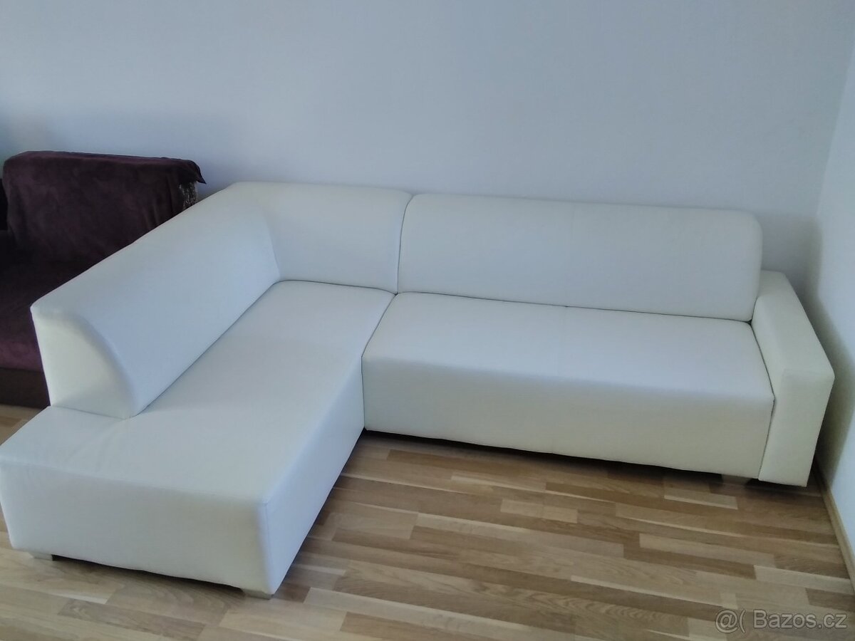 Prodám smetanovou rohovou sedací soupravu