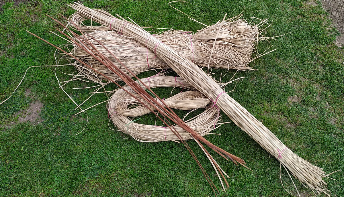 Materiál pro výrobu proutěného zboží