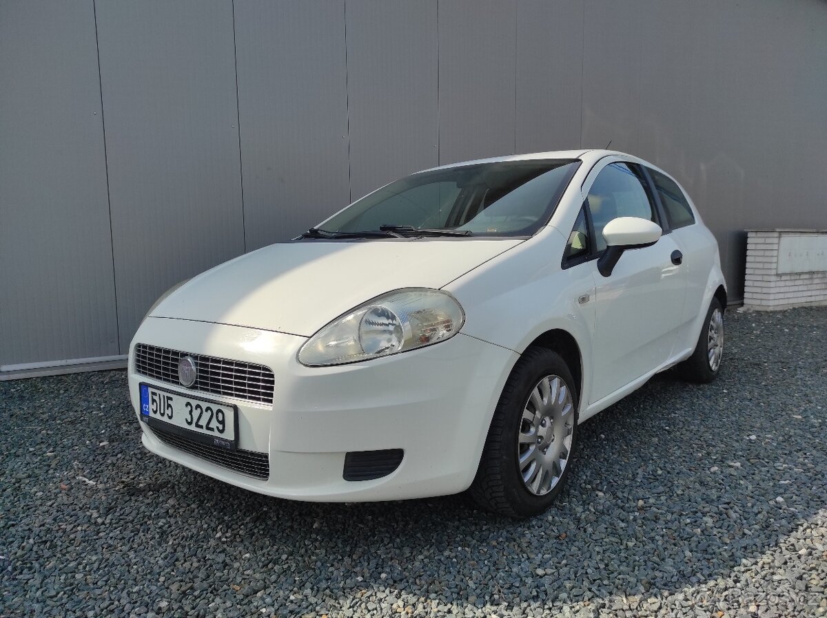 FIAT PUNTO 1.2i po 1. MAJITELI KOUPENO V ČR