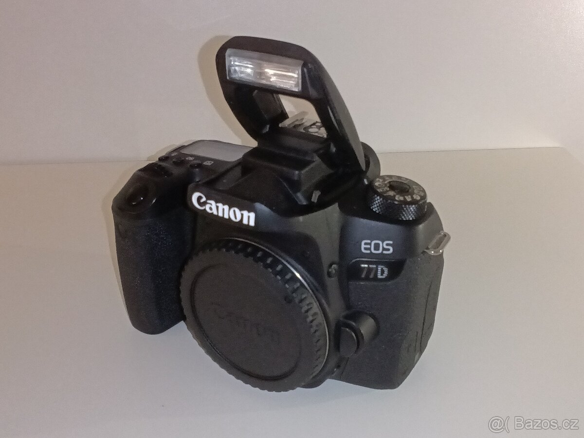 Canon EOS 77D