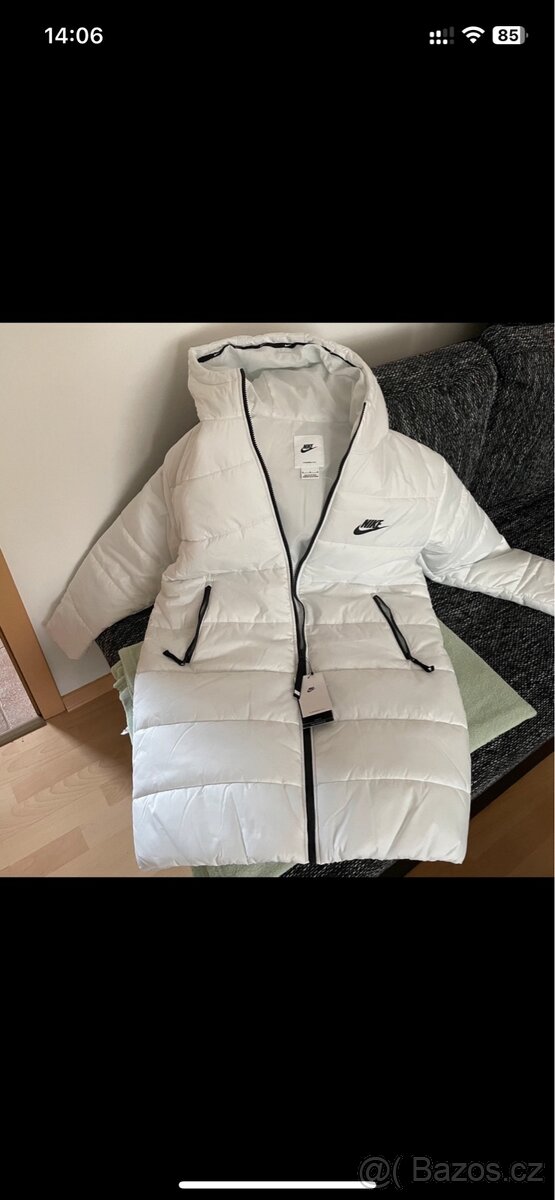 NIKE dámský kabát vel. M ale sedí určitě na XL