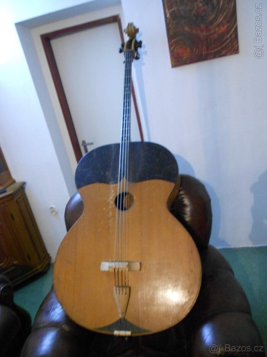 Berde - tamburašská basa