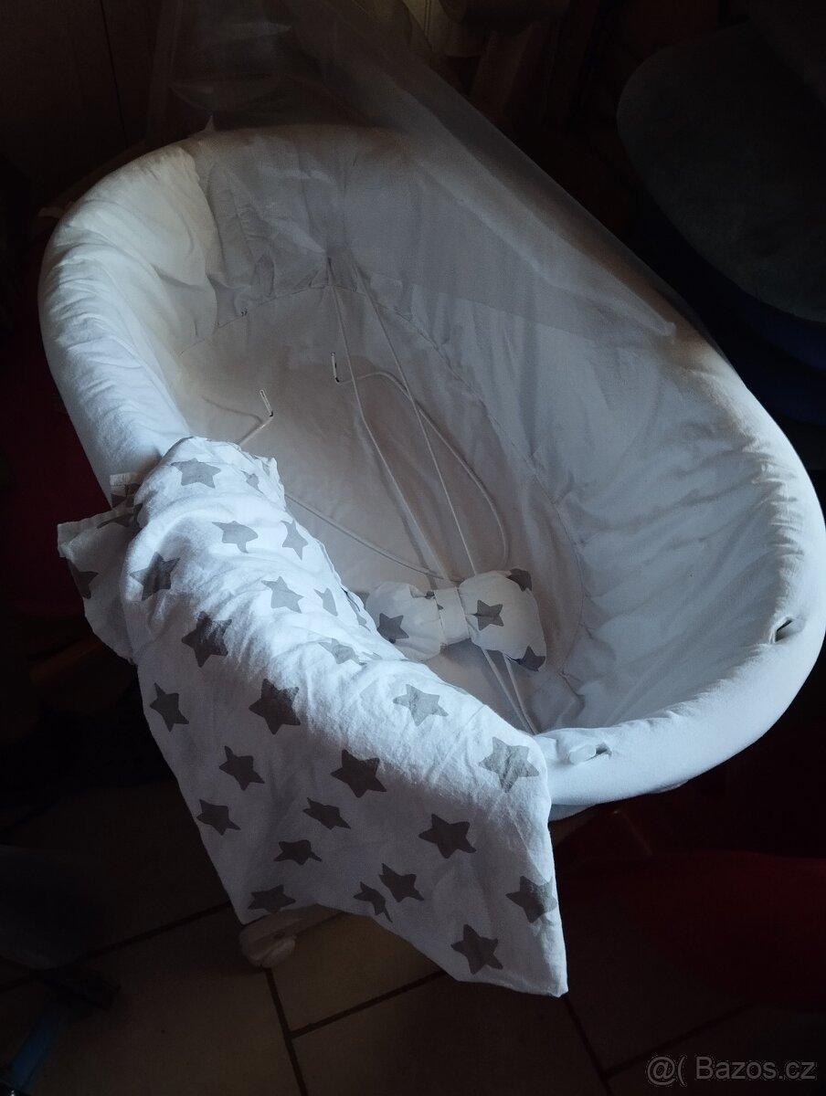 Proutěná postýlka
