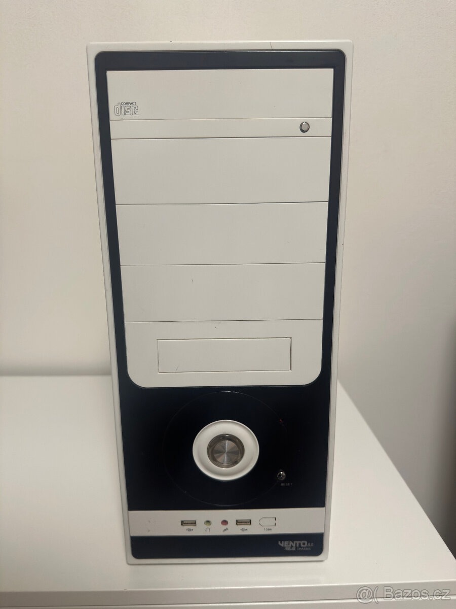 Stolní PC - Intel Core 2 Duo / SSD 120GB / Windows 10