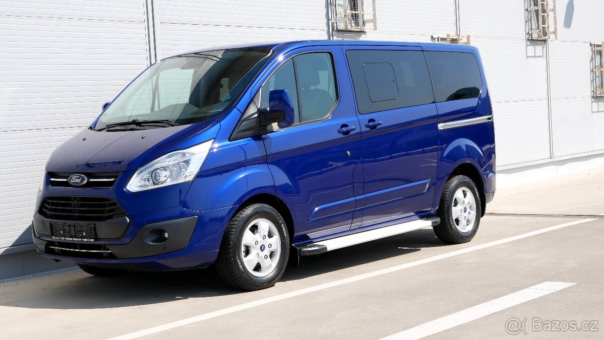 Ford Tourneo CustomTITANIUM 2.0TDCI 96kw,2017 8MÍST,135000KM