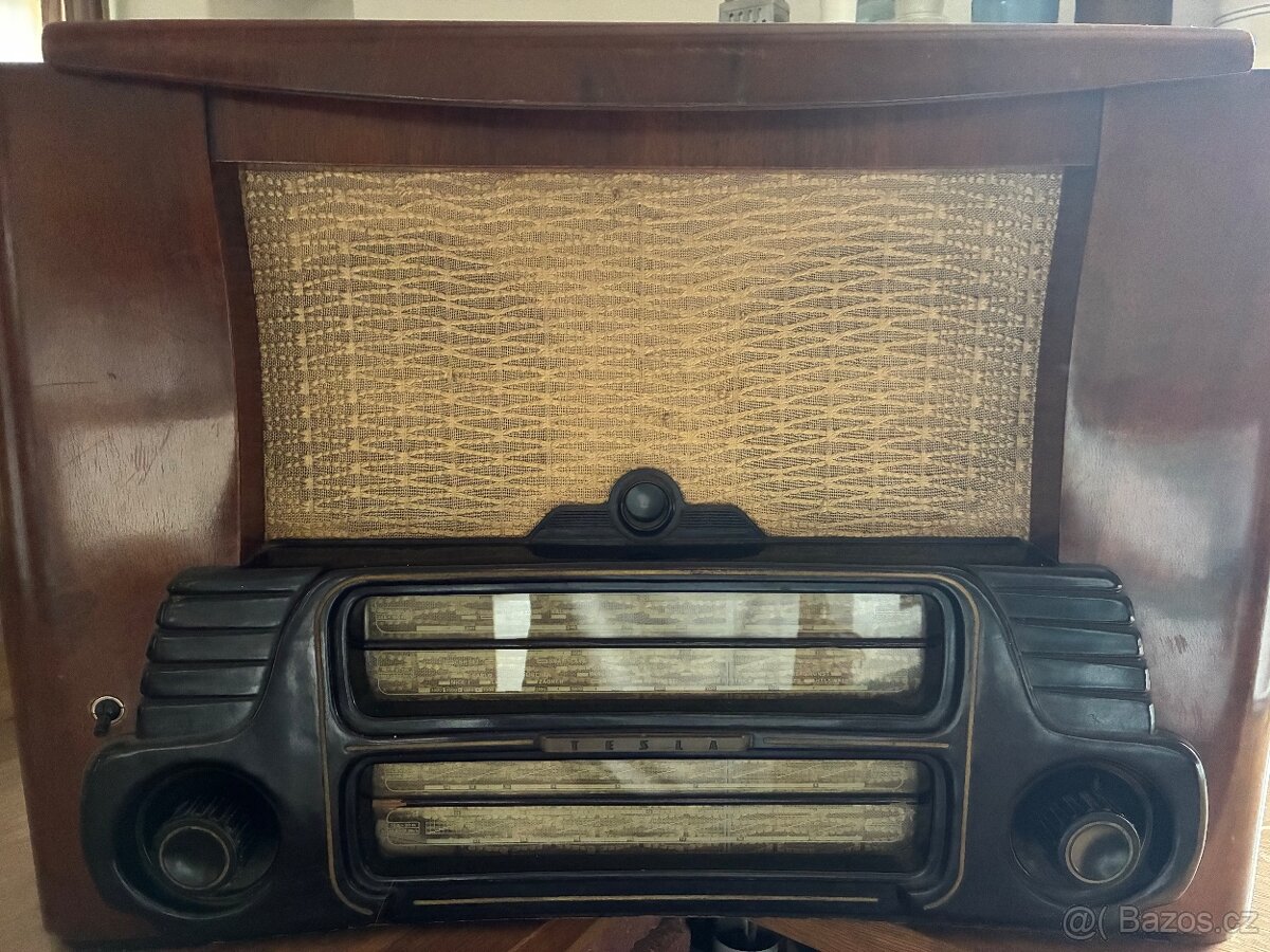 Gramoradio Tesla