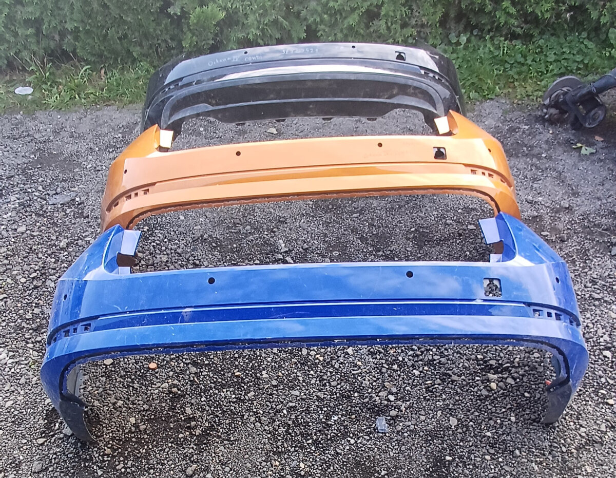 Zadní nárazník Škoda Octavia IV 5E7807421