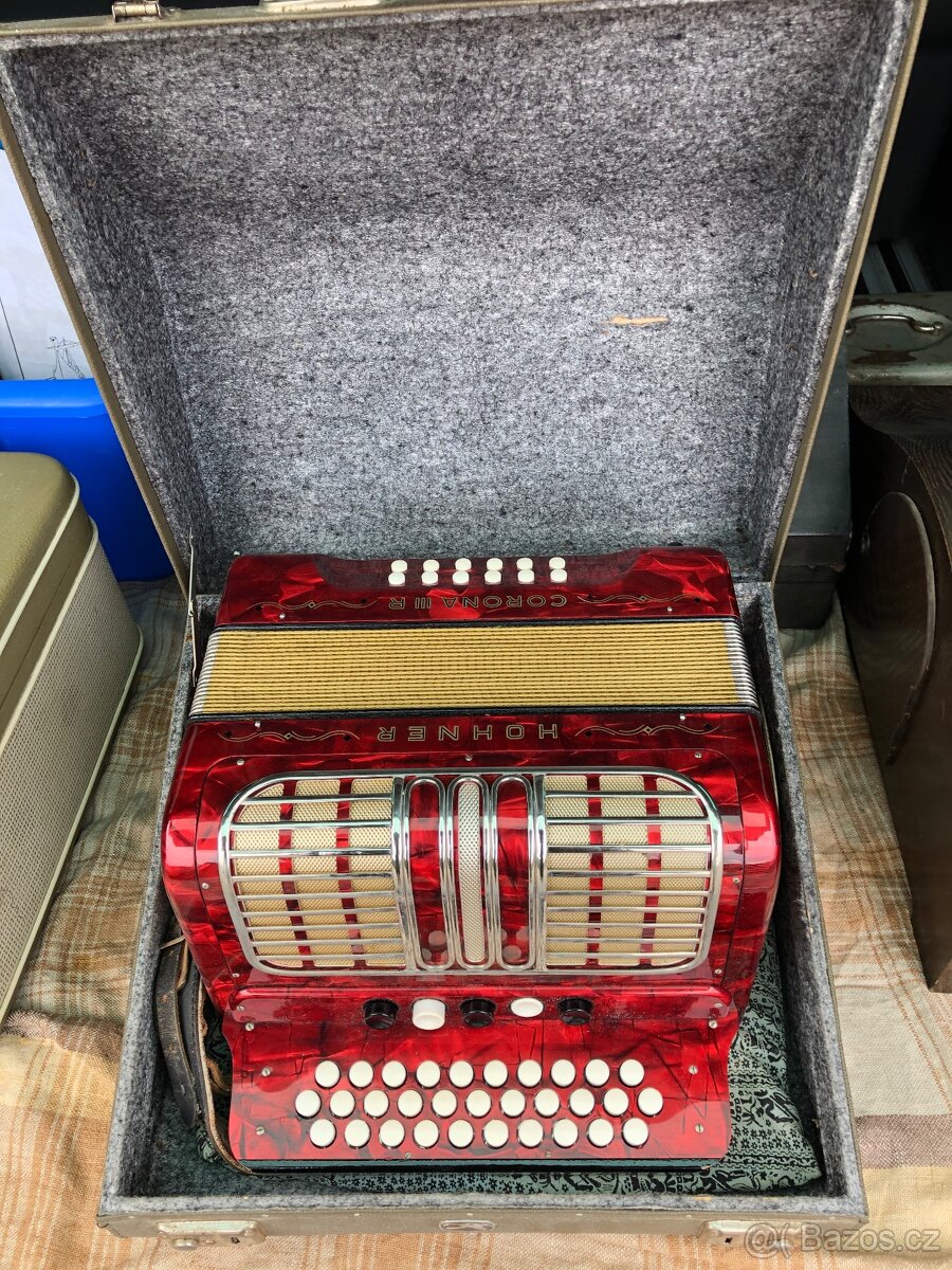 HOHNER CORONA III R diatonická harmonika heligonka